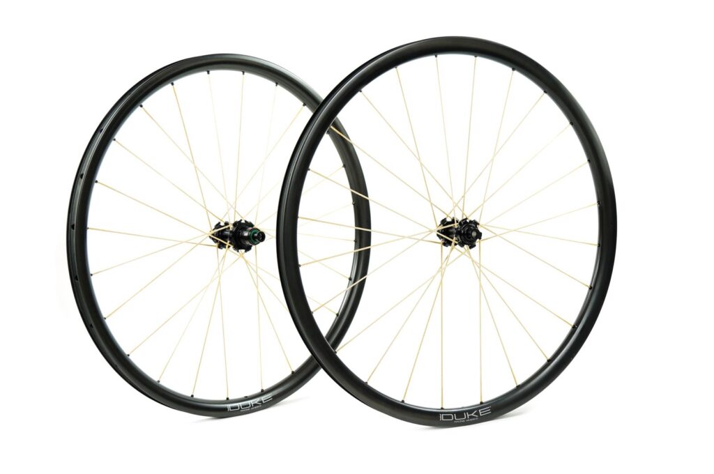PI ROPE DUKE WORLD RUNNER 27R SLR2.jpg
