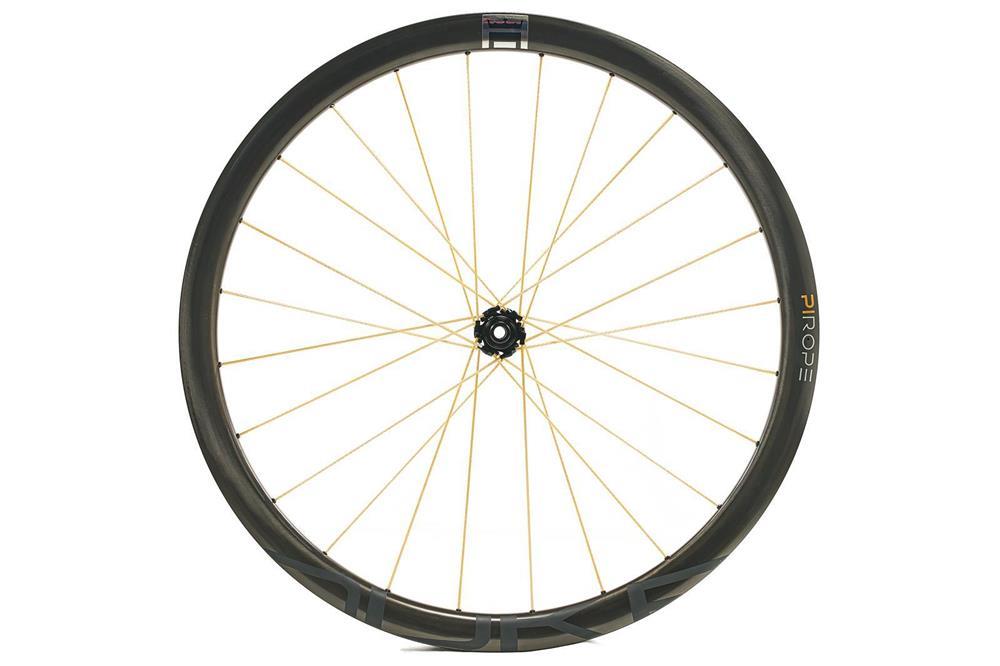 DUKE-Baccara-RX36-XDR-GS 2.jpg